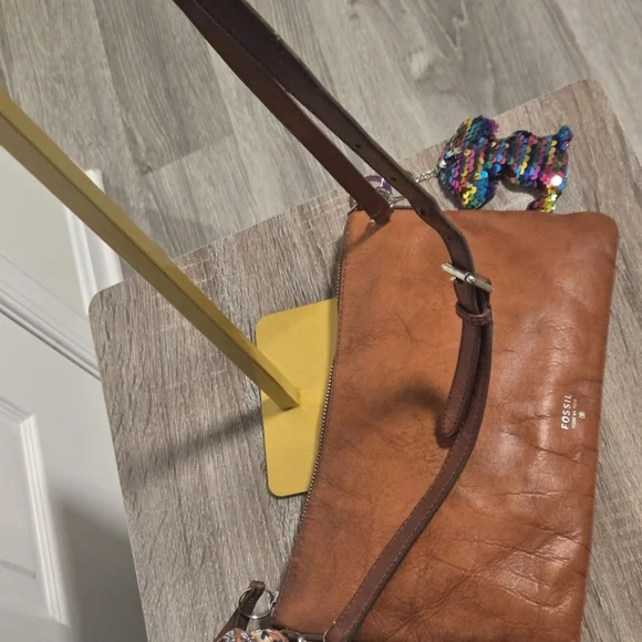 Fossil Leather Purse Crossbody Adjustable Strap - Picture 11 of 16